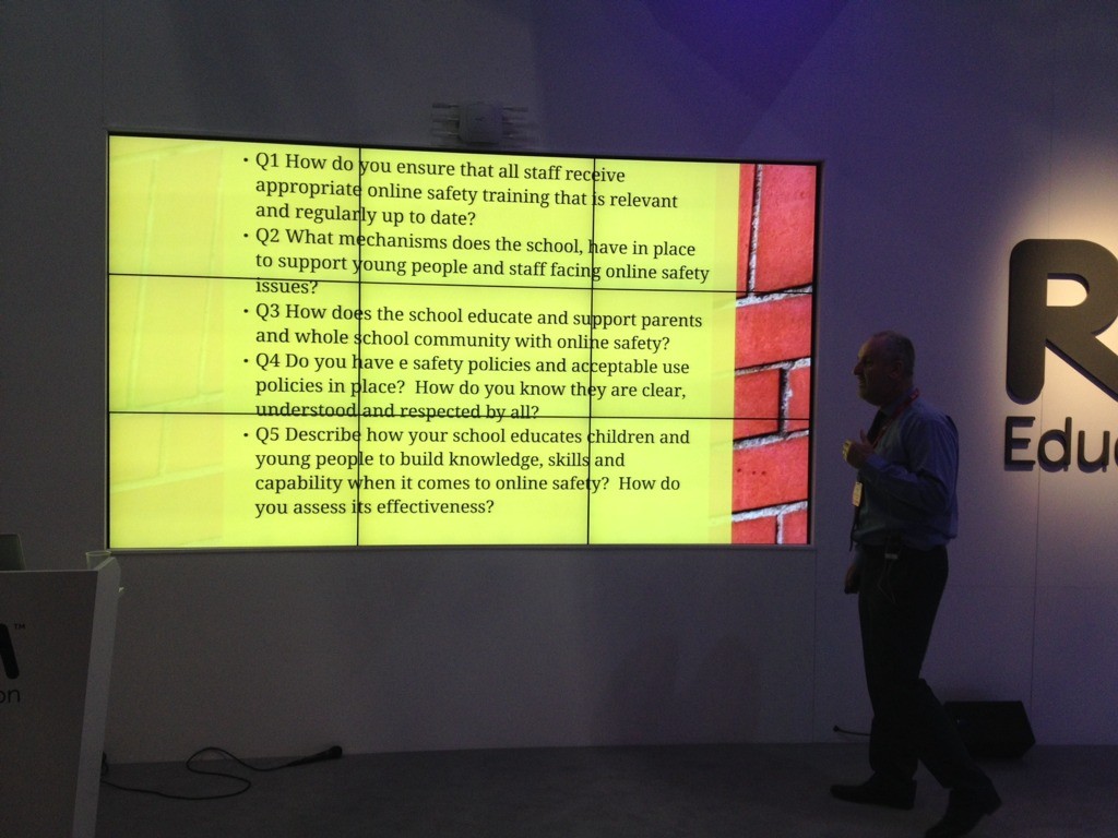 .@egomaster52 explaining the questions around #esafety that might be asked by #ofsted.