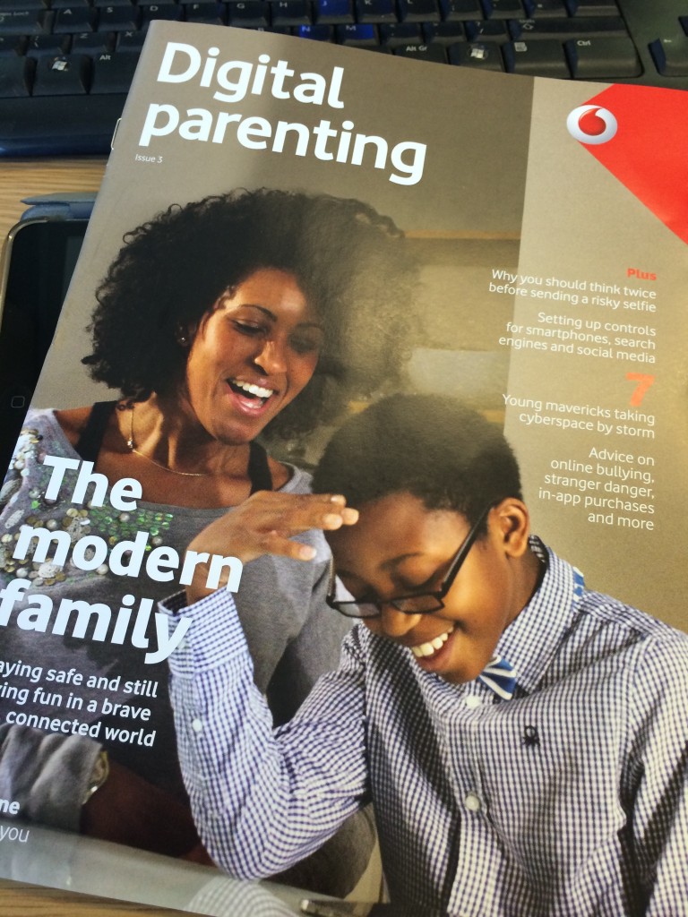 Just arrived. Digital Parenting issue 3. http://irte.eu/kV Thanks @TheParentsZone.